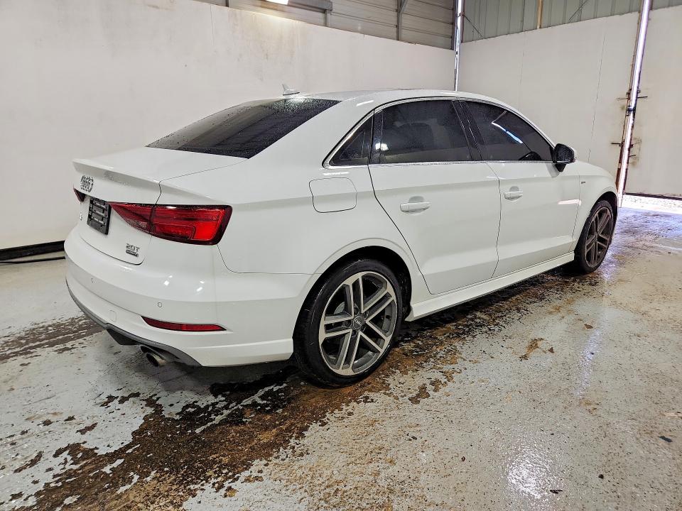 Aukcja sprzedaży 2017 Audi A3, vin: WAUJ8GFF9H1009686, numer aukcji: 63413346