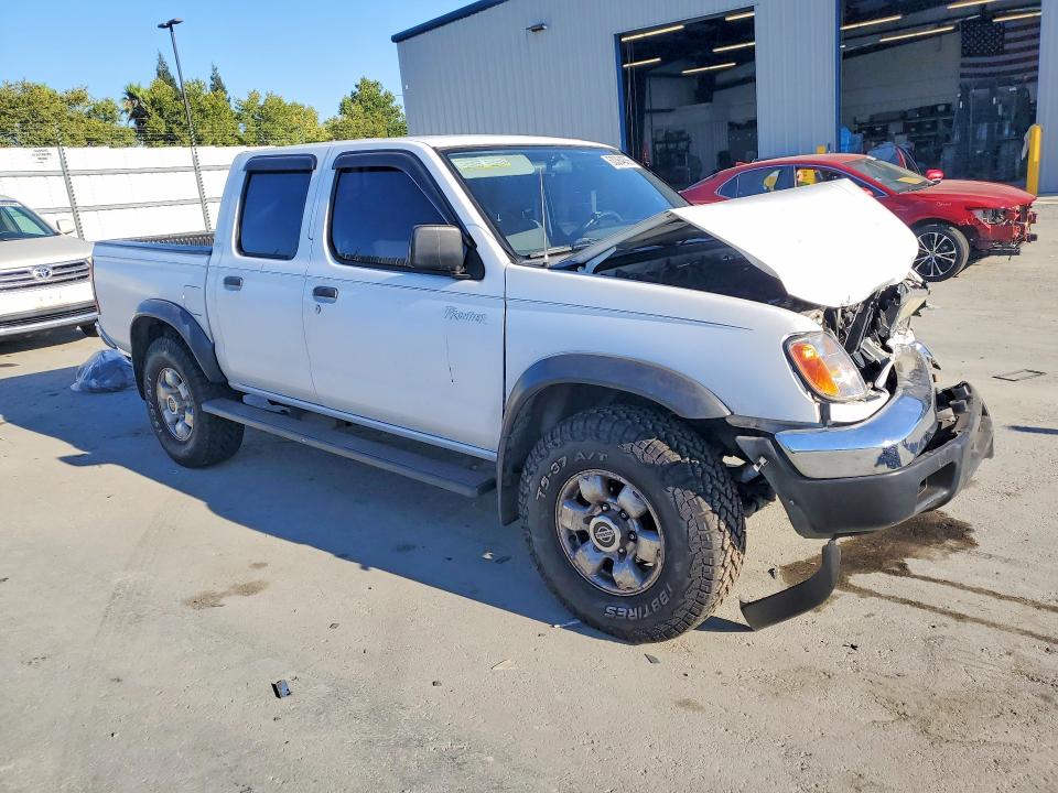 63364856 :رقم المزاد ، 1N6ED27T4YC347232 vin ، 2000 Nissan Frontier مزاد بيع