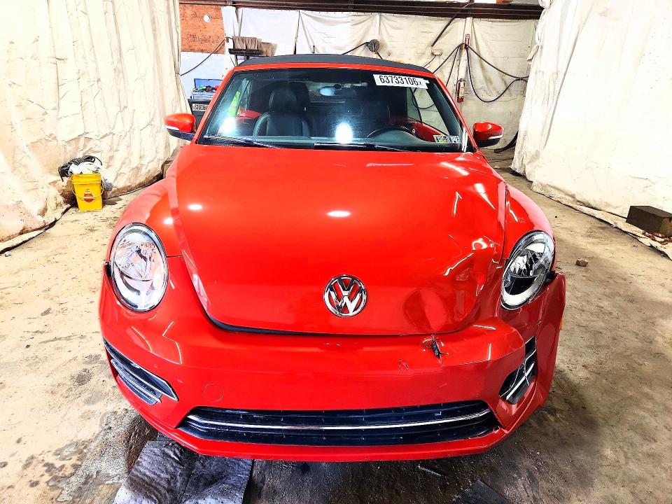 63733106 :رقم المزاد ، 3VW5DAAT5KM501830 vin ، 2019 Volkswagen Beetle مزاد بيع