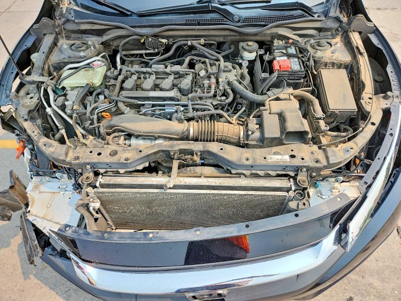 63677976 :رقم المزاد ، JHMFC1F38JX023932 vin ، 2018 Honda Civic مزاد بيع