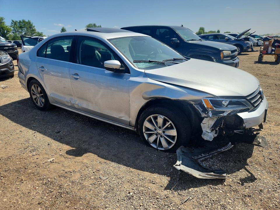 65702416 :رقم المزاد ، 3VWD07AJ6FM257989 vin ، 2015 Volkswagen Jetta مزاد بيع