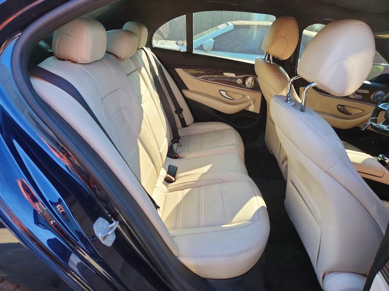 64448216 :رقم المزاد ، WDDZF6EB3HA199737 vin ، 2017 Mercedes-benz E مزاد بيع