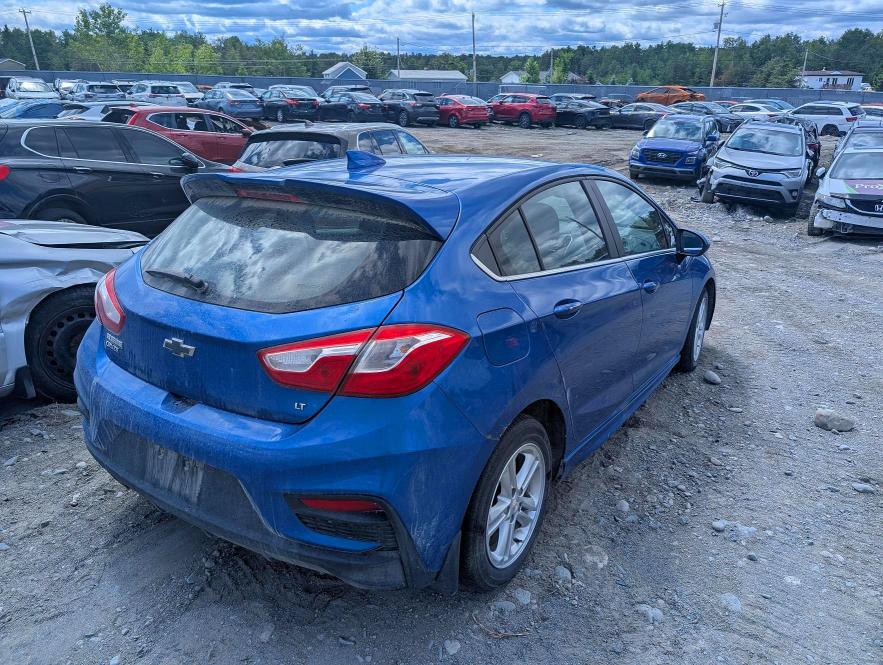 57329556 :رقم المزاد ، 3G1BE6SM8HS580432 vin ، 2017 Chevrolet Cruze مزاد بيع