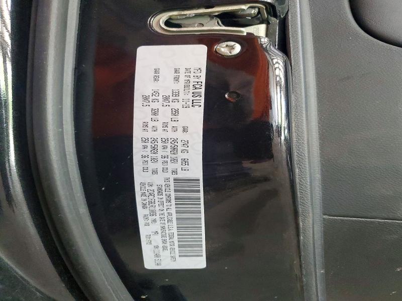 64240006 :رقم المزاد ، 2C4RC1FG6LR110036 vin ، 2020 Chrysler Pacifica مزاد بيع