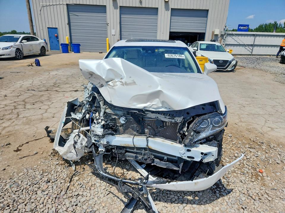 2017 Lexus Es მანქანა იყიდება აუქციონზე, vin: JTHBK1GG8H2252136, აუქციონის ნომერი: 65676186