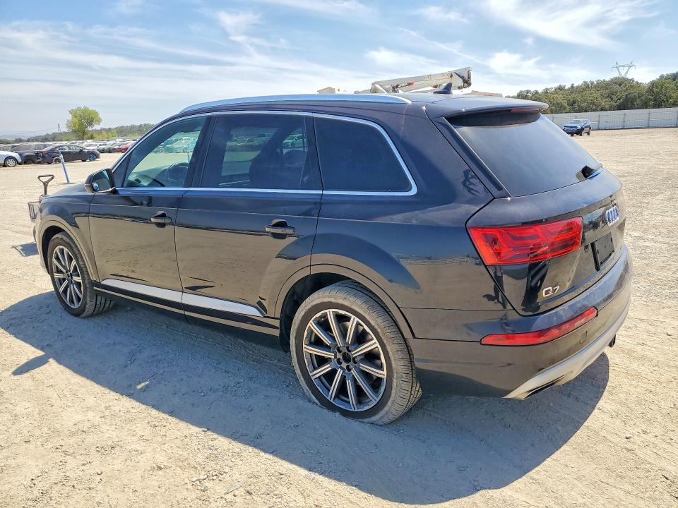 Продаж на аукціоні авто 2017 Audi Q7, vin: WA1LAAF76HD059525, номер лоту: 64498356