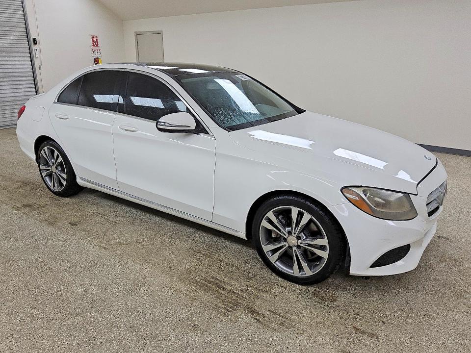 2016 Mercedes-benz C მანქანა იყიდება აუქციონზე, vin: 55SWF4JB7GU132070, აუქციონის ნომერი: 62774626