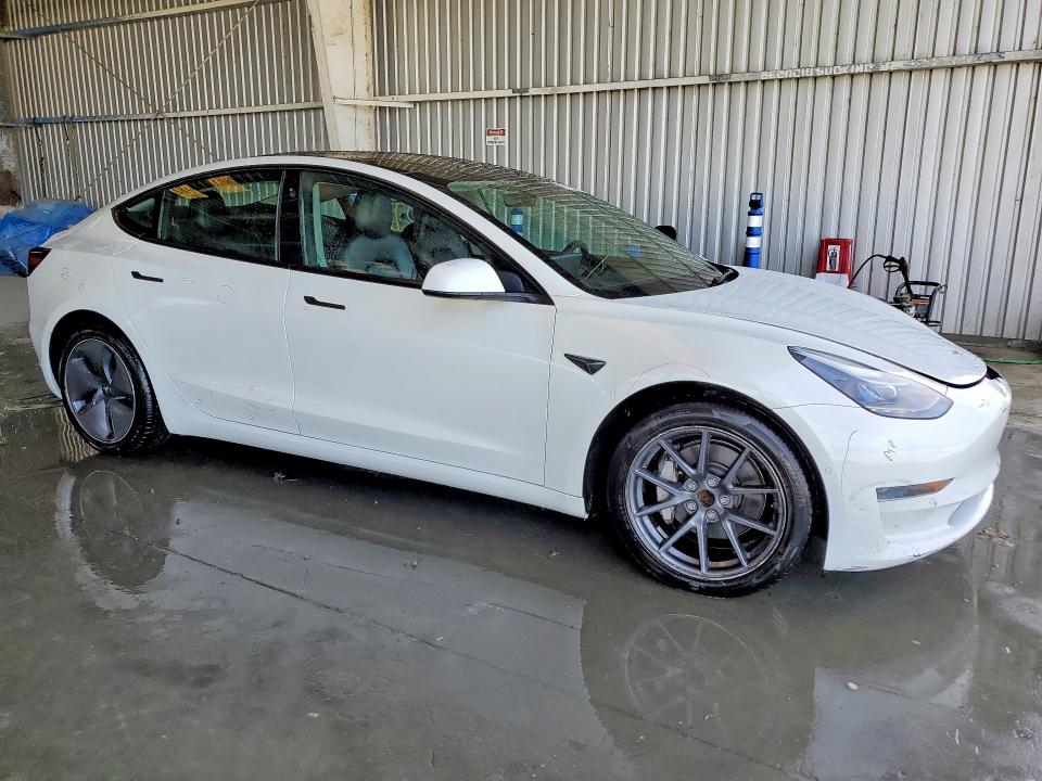 65464446 :رقم المزاد ، 5YJ3E1EA5NF290914 vin ، 2022 Tesla Model 3 مزاد بيع