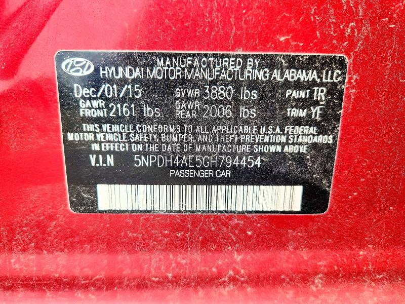 Продажа на аукционе авто 2016 Hyundai Elantra, vin: 5NPDH4AE5GH794454, номер лота: 64230276