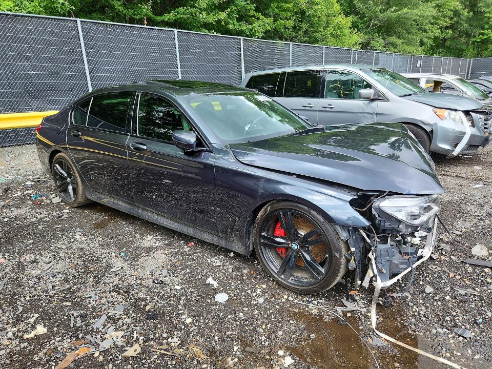 Продаж на аукціоні авто 2018 Bmw 750, vin: WBA7F0C59JGM22648, номер лоту: 63642456