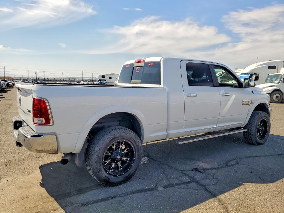 65524536 :رقم المزاد ، 3C63R3ML6EG216194 vin ، 2014 Ram 3500 مزاد بيع