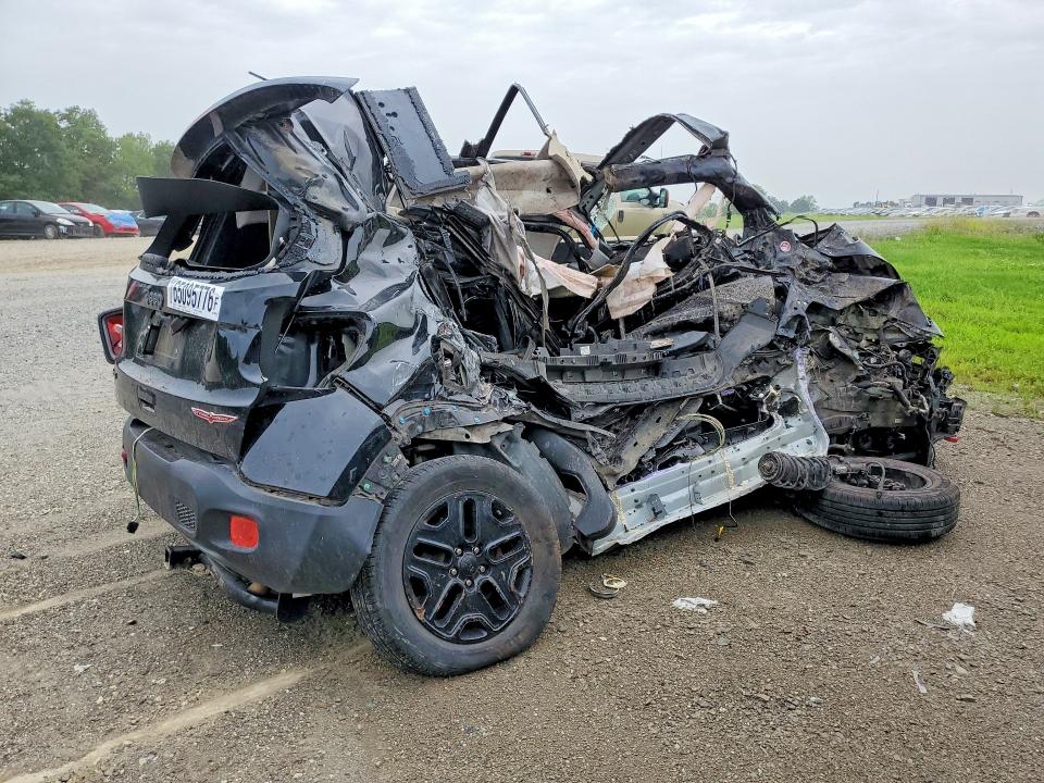 Продаж на аукціоні авто 2018 Jeep Renegade, vin: ZACCJBCB7JPG75715, номер лоту: 65095776