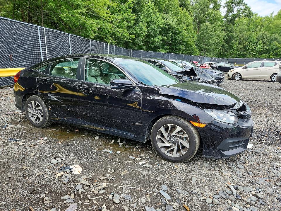 Aukcja sprzedaży 2017 Honda Civic, vin: 2HGFC2F72HH530691, numer aukcji: 65367806