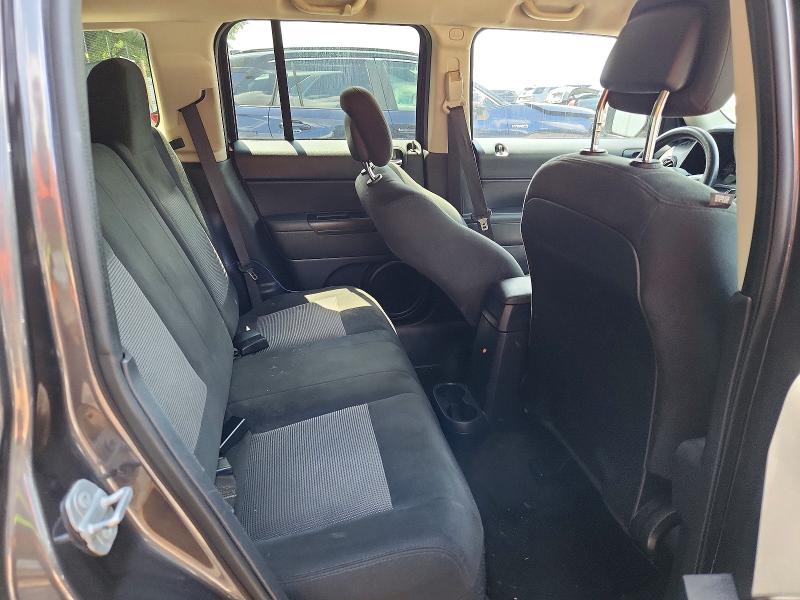 64447536 :رقم المزاد ، 1C4NJPBA1GD670144 vin ، 2016 Jeep Patriot مزاد بيع