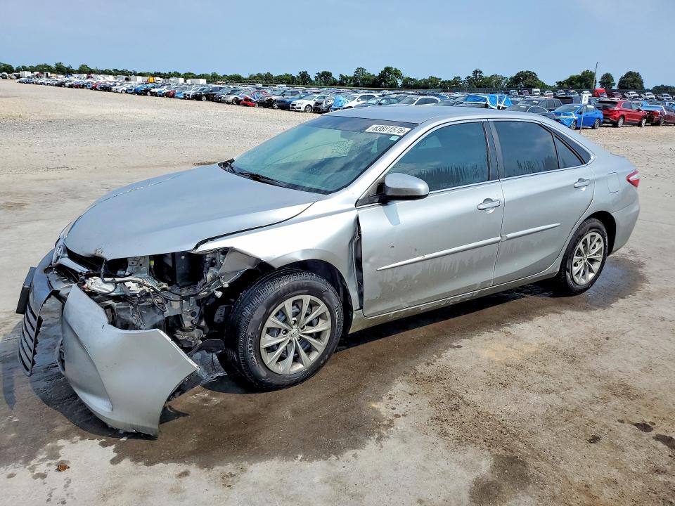 2015 Toyota Camry მანქანა იყიდება აუქციონზე, vin: 4T1BF1FK8FU066413, აუქციონის ნომერი: 63881576