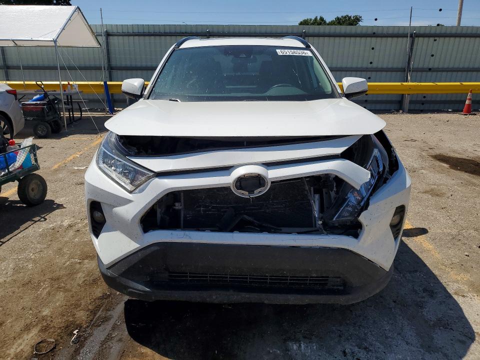 2019 Toyota Rav4 მანქანა იყიდება აუქციონზე, vin: 2T3A1RFV8KC045826, აუქციონის ნომერი: 65158536