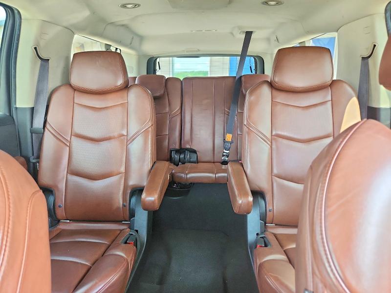 64642156 :رقم المزاد ، 1GYS4JKJ6FR260782 vin ، 2015 Cadillac Escalade مزاد بيع