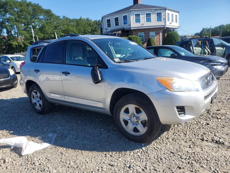 63055756 :رقم المزاد ، 2T3BF4DV1BW137838 vin ، 2011 Toyota Rav4 مزاد بيع