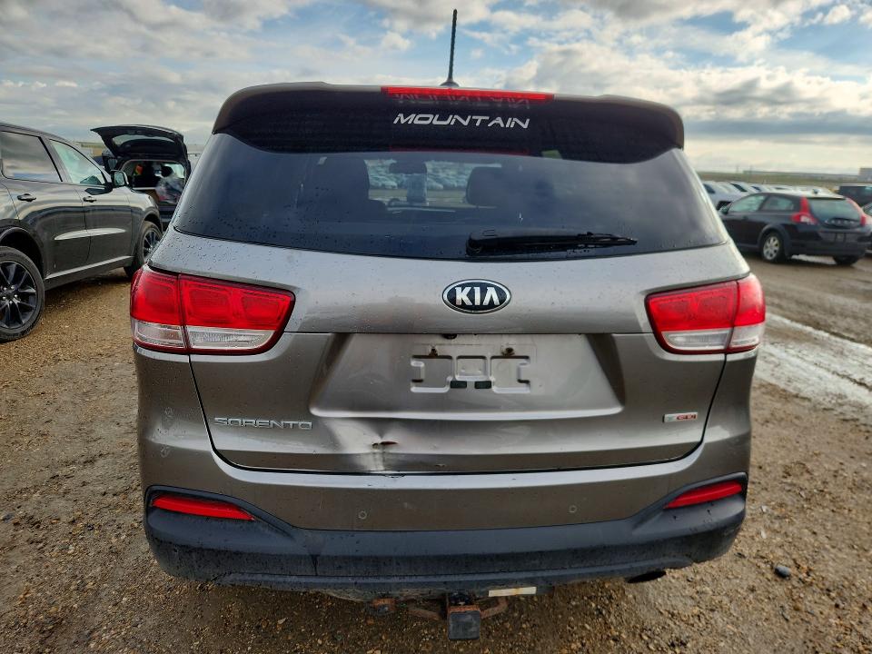 2016 Kia Sorento მანქანა იყიდება აუქციონზე, vin: 5XYPGDA13GG062215, აუქციონის ნომერი: 65141276
