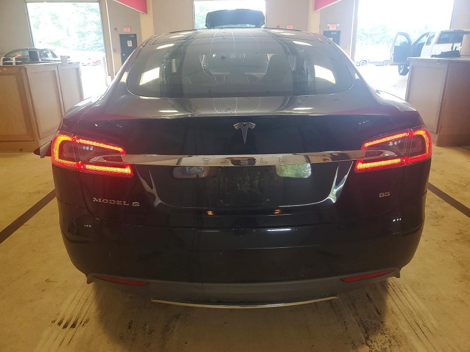 Продажа на аукционе авто 2013 Tesla Model S, vin: 5YJSA1CN0DFP22336, номер лота: 61722926