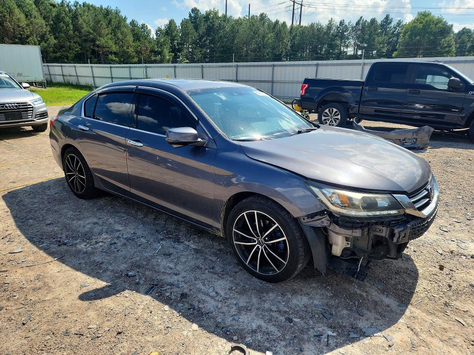 2013 Honda Accord მანქანა იყიდება აუქციონზე, vin: 1HGCR3F83DA033559, აუქციონის ნომერი: 64125516