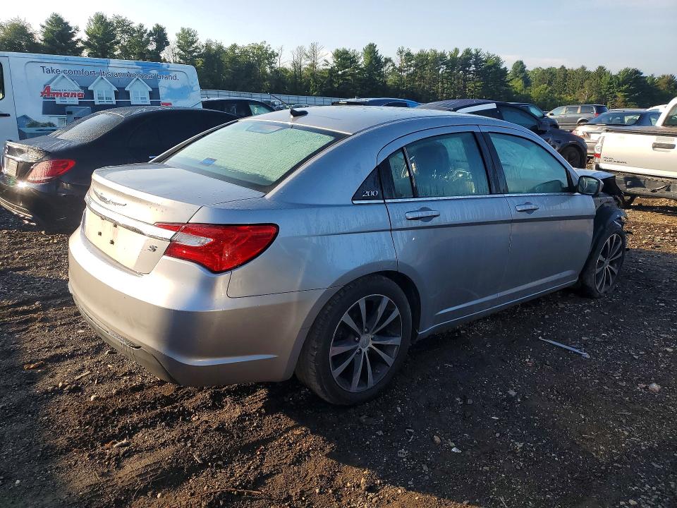 2013 Chrysler 200 მანქანა იყიდება აუქციონზე, vin: 1C3CCBCG1DN578209, აუქციონის ნომერი: 65436386