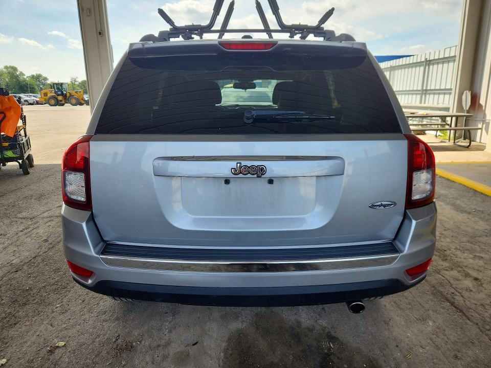 65645276 :رقم المزاد ، 1C4NJCEA2GD760651 vin ، 2016 Jeep Compass مزاد بيع