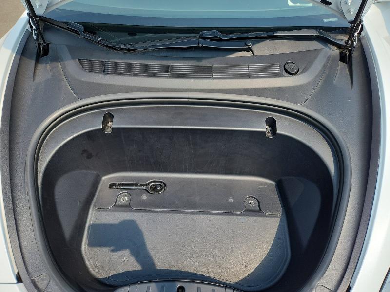 64054616 :رقم المزاد ، 5YJ3E1EB5LF637339 vin ، 2020 Tesla Model 3 مزاد بيع