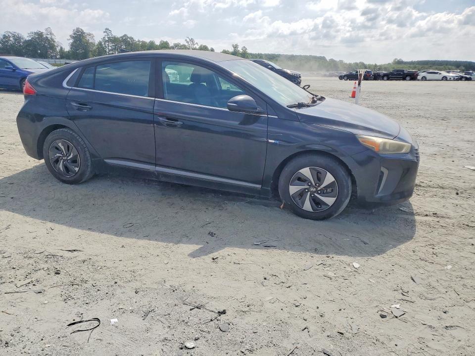 2017 Hyundai Ioniq მანქანა იყიდება აუქციონზე, vin: KMHC75LC0HU036816, აუქციონის ნომერი: 64750066