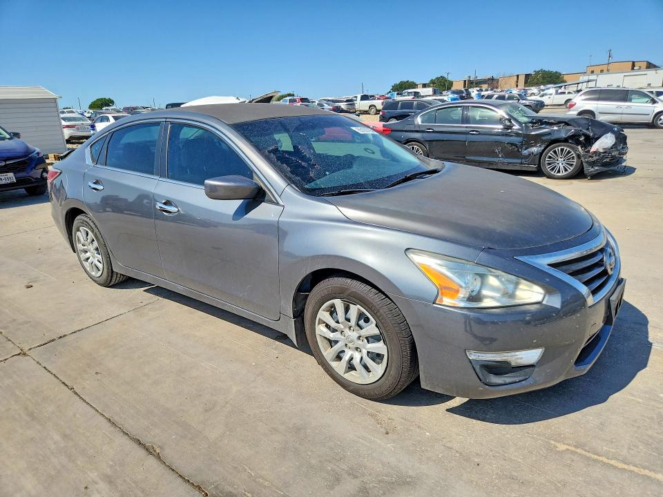 65193796 :رقم المزاد ، 1N4AL3AP4FN879495 vin ، 2015 Nissan Altima مزاد بيع