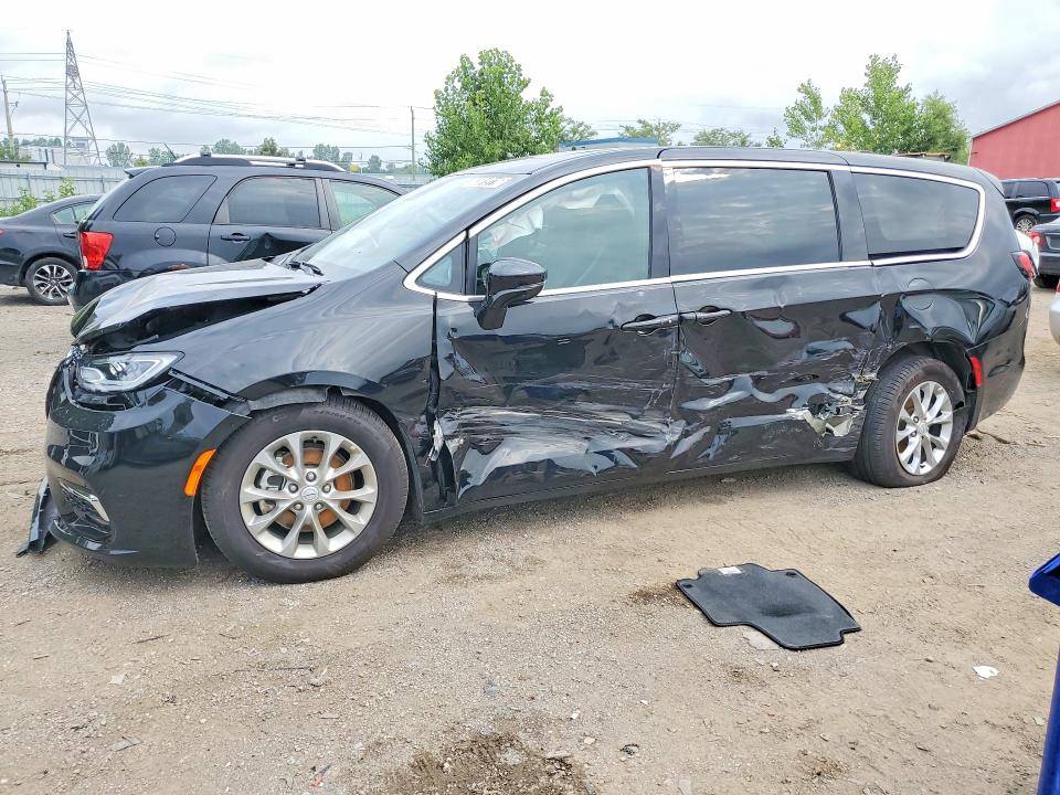 Auction sale of the 2026 Chrysler Pacifica, vin: 2C4RC1GG6TR217635, lot number: 65019116