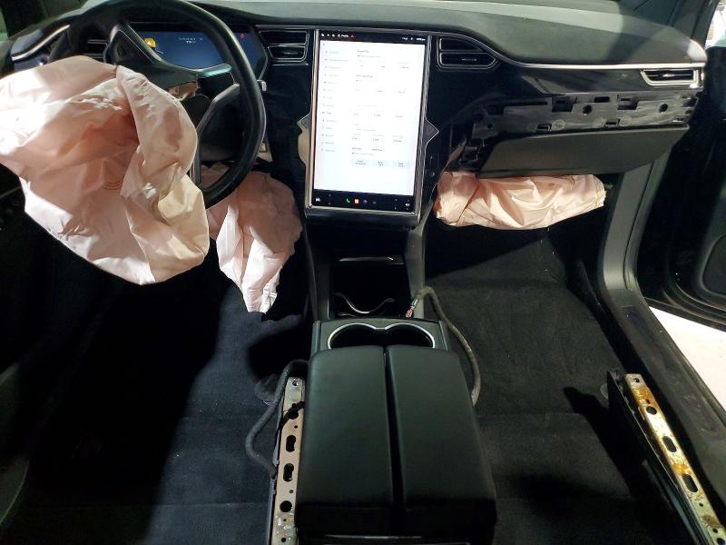 Продаж на аукціоні авто 2017 Tesla Model X, vin: 5YJXCDE26HF038272, номер лоту: 65201836