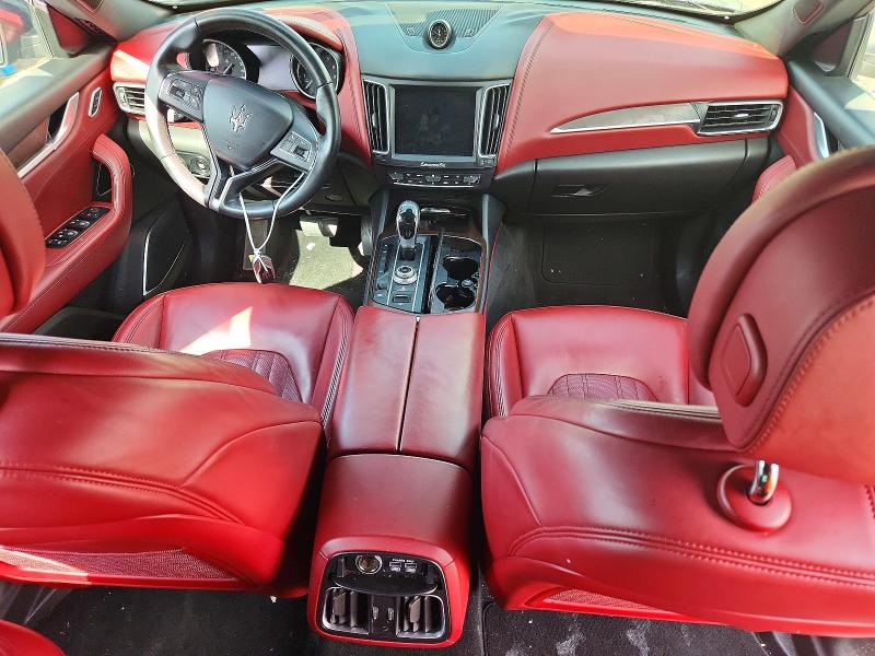 Продажа на аукционе авто 2017 Maserati Levante, vin: ZN661XUL9HX233266, номер лота: 64919996