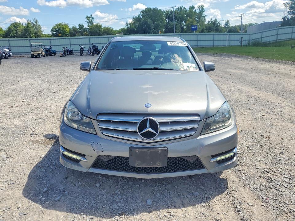 Продаж на аукціоні авто 2013 Mercedes-benz C, vin: WDDGF8AB6DR301357, номер лоту: 65359716