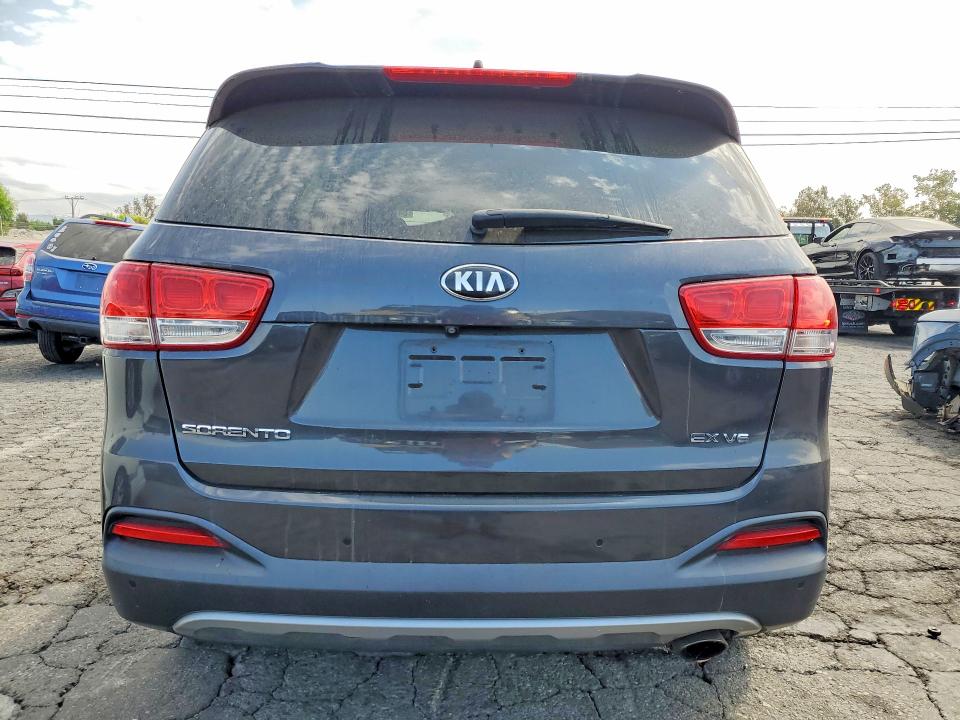 Продажа на аукционе авто 2016 Kia Sorento, vin: 5XYPH4A5XGG041829, номер лота: 64786116