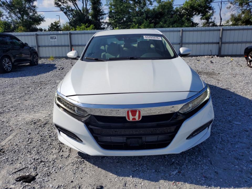 2019 Honda Accord მანქანა იყიდება აუქციონზე, vin: 1HGCV1F19KA143032, აუქციონის ნომერი: 65205976