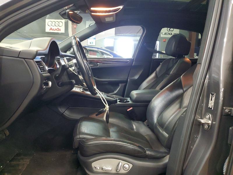 64261866 :رقم المزاد ، WP1AB2A58GLB47520 vin ، 2016 Porsche Macan مزاد بيع