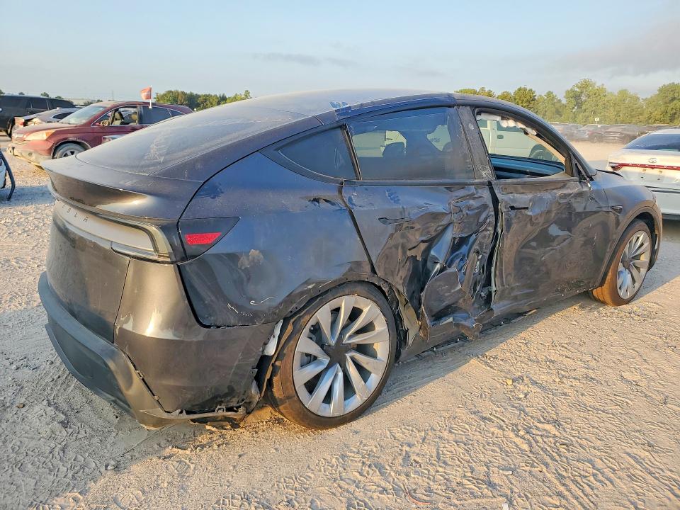 Продажа на аукционе авто 2026 Tesla Model Y, vin: 7SAYGDEDXTA609183, номер лота: 65876176