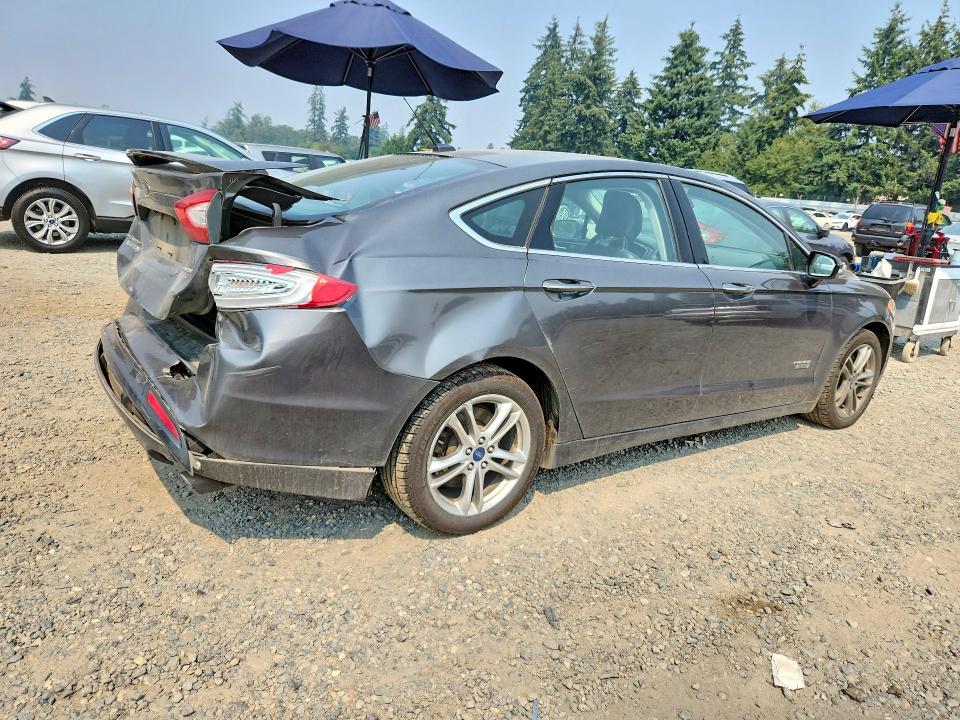 Продажа на аукционе авто 2016 Ford Fusion, vin: 3FA6P0SU9GR106100, номер лота: 62793976