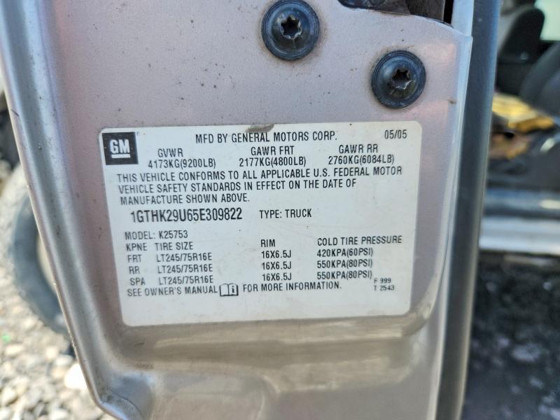 2005 Gmc Sierra მანქანა იყიდება აუქციონზე, vin: 1GTHK29U65E309822, აუქციონის ნომერი: 65267046