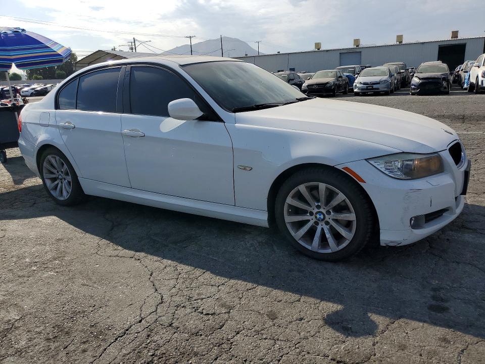 2011 Bmw 328 მანქანა იყიდება აუქციონზე, vin: WBAPH5C5XBA442130, აუქციონის ნომერი: 63839156