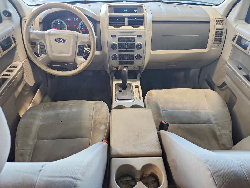 2010 Ford Escape მანქანა იყიდება აუქციონზე, vin: 1FMCU9DG8AKC35177, აუქციონის ნომერი: 64289476