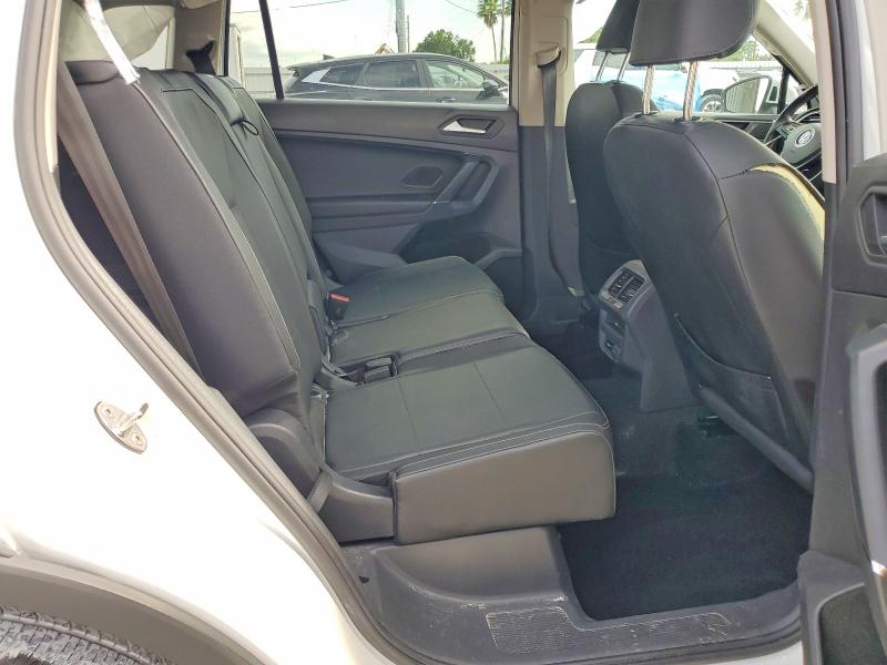 63805436 :رقم المزاد ، 3VV3B7AX2LM068363 vin ، 2020 Volkswagen Tiguan مزاد بيع
