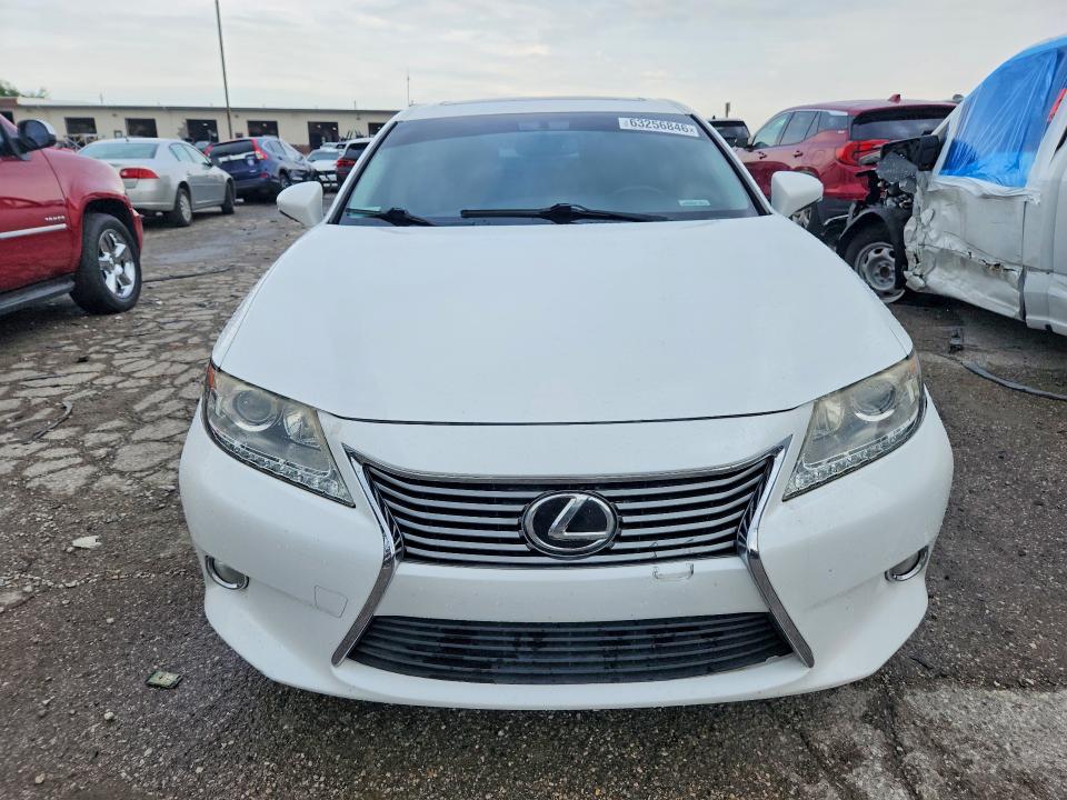 63256846 :رقم المزاد ، JTHBK1GG1F2160718 vin ، 2015 Lexus Es مزاد بيع
