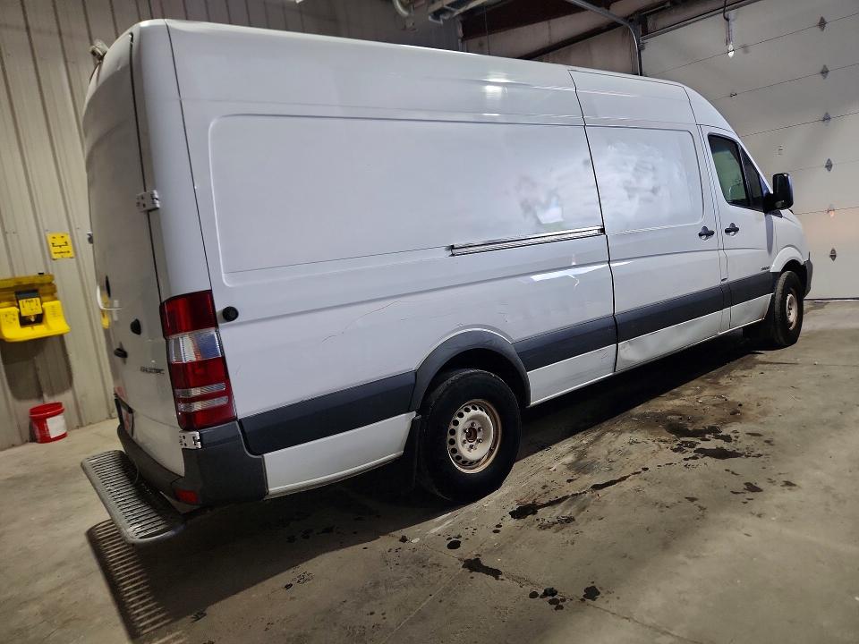 2015 Mercedes-benz Sprinter მანქანა იყიდება აუქციონზე, vin: WD3PE8DB0FP136438, აუქციონის ნომერი: 65863726
