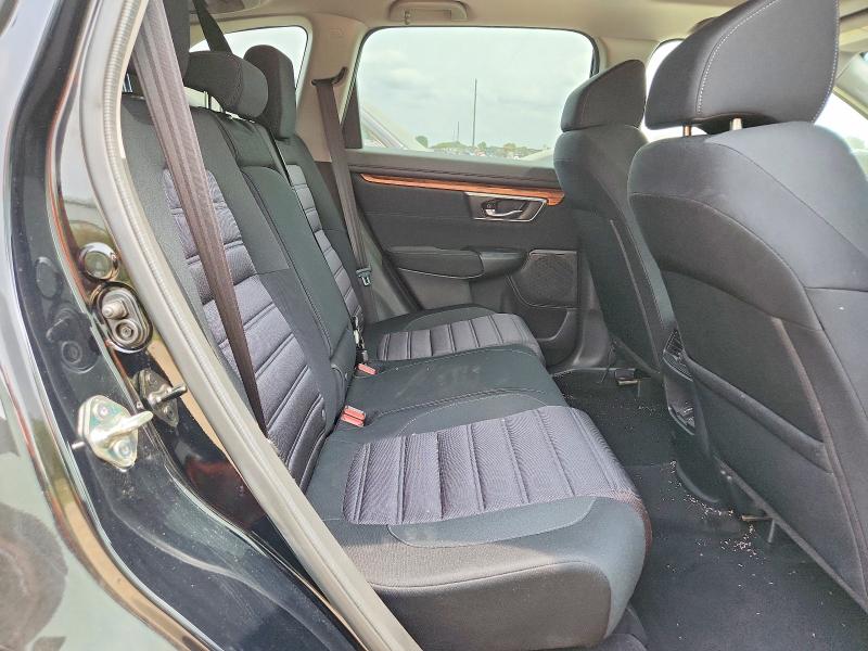 64828876 :رقم المزاد ، 7FARW2H54JE102510 vin ، 2018 Honda Cr-v مزاد بيع