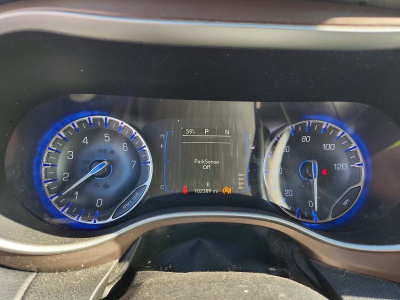 65880956 :رقم المزاد ، 2C4RC1FGXJR256923 vin ، 2018 Chrysler Pacifica مزاد بيع