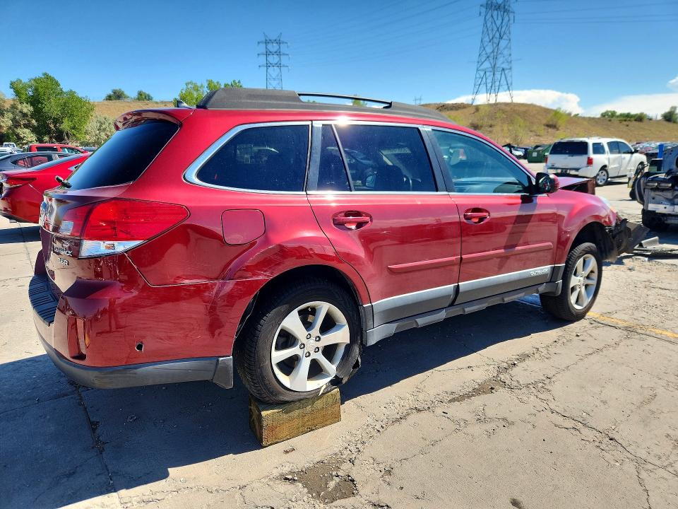 2013 Subaru Outback მანქანა იყიდება აუქციონზე, vin: 4S4BRDLC2D2212108, აუქციონის ნომერი: 65874486