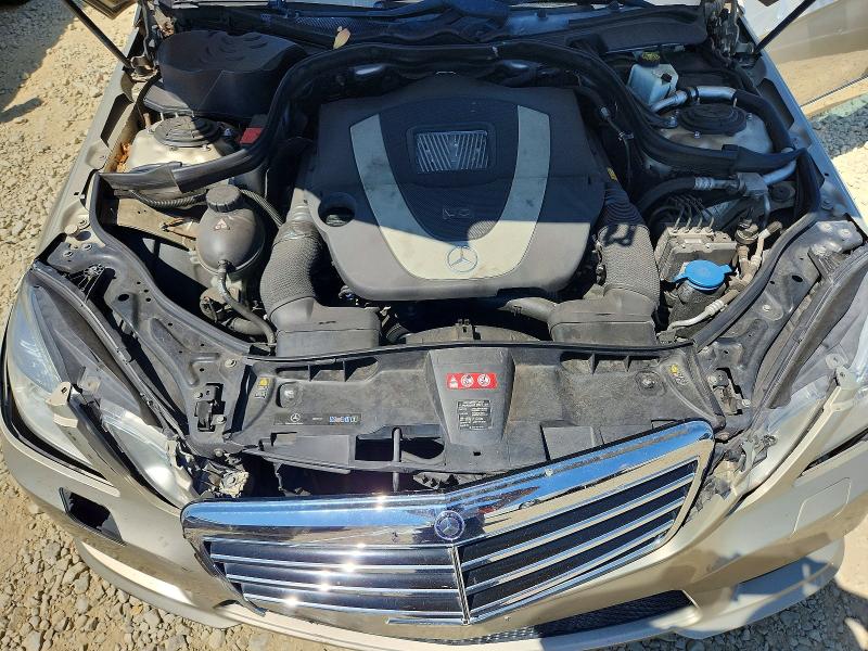 64147896 :رقم المزاد ، WDDHF5GB4BA275024 vin ، 2011 Mercedes-benz E مزاد بيع