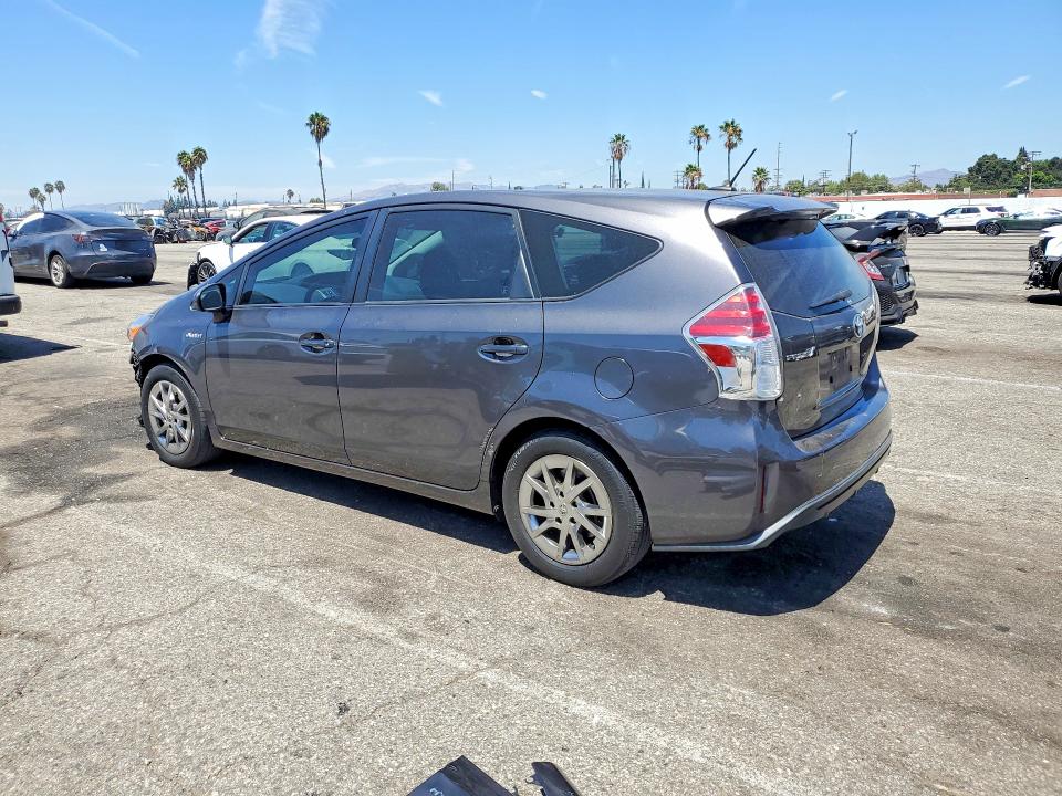 65242766 :رقم المزاد ، JTDZN3EU5FJ029261 vin ، 2015 Toyota Prius V مزاد بيع